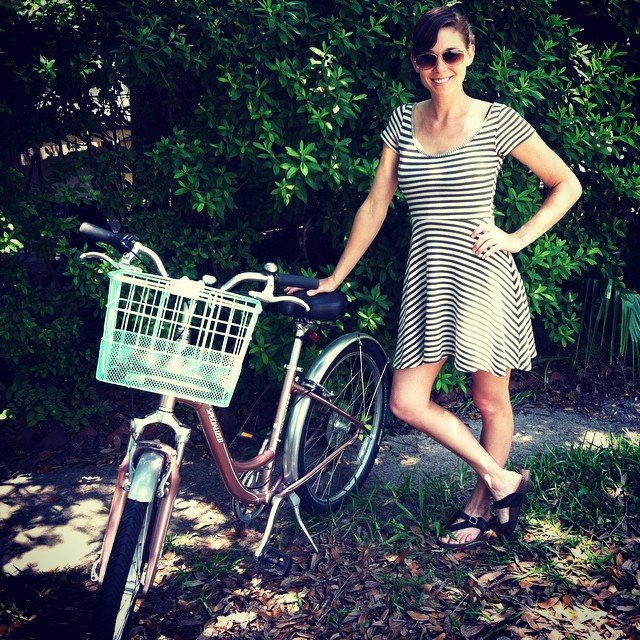 More #swag for Penelope @cowelch2 finally a basket! #Charleston #rideyourbike…