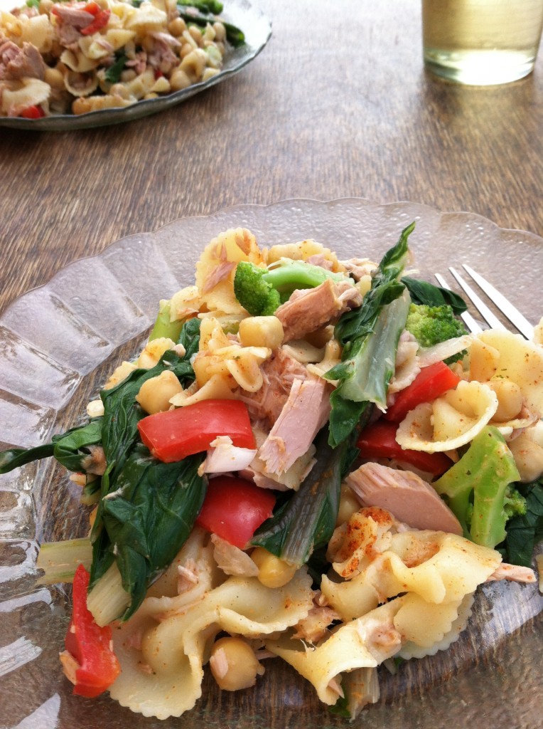2013 03 15 15.29.49 764x1024 {Cheap&Complete} Tuna and Chickpea Bowtie Pasta with Veggies